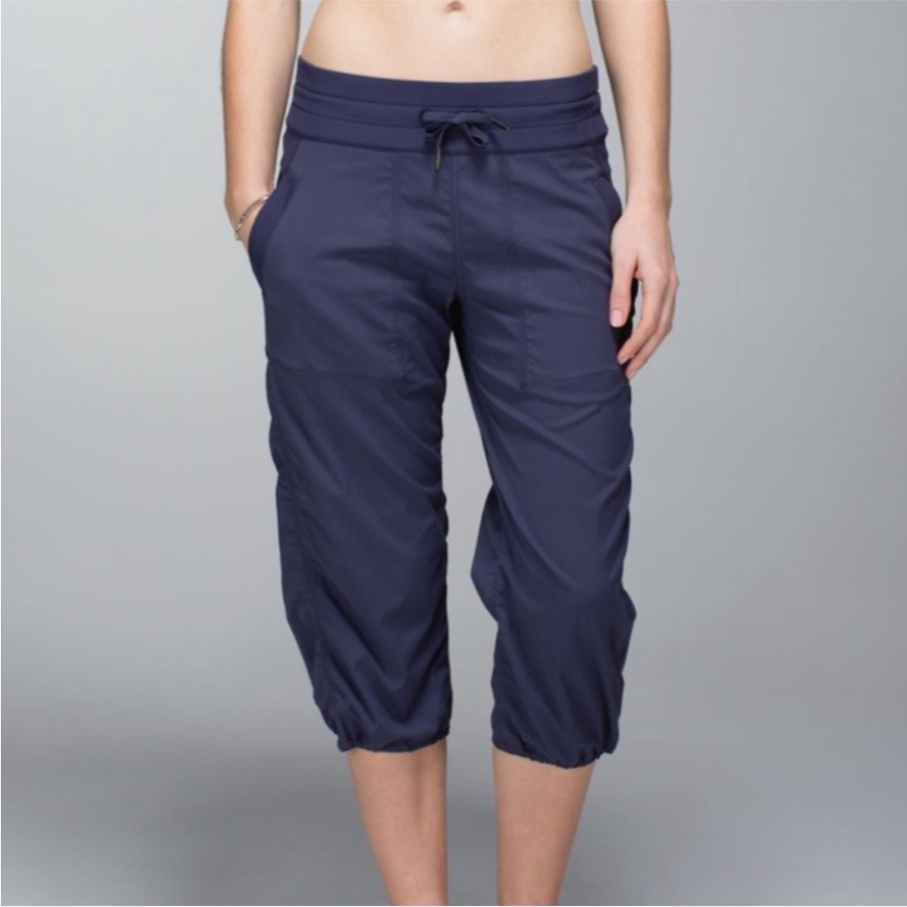 Lululemon Athletica Navy Capris